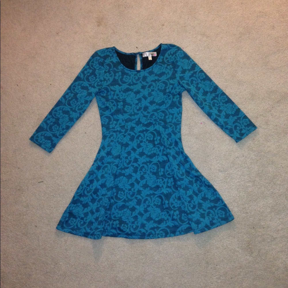 Greenish blue dress
